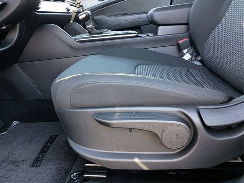 New 2026 Kia Sportage LX image 18