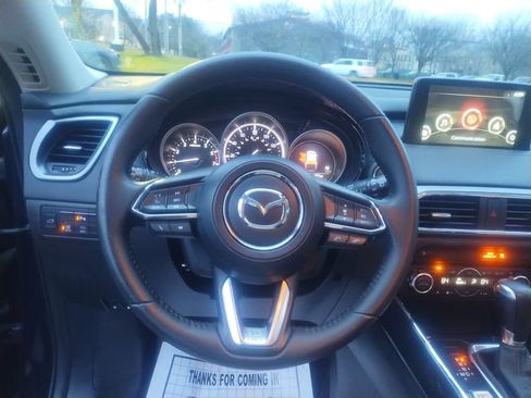 Used 2018 MAZDA CX-9 Touring w/ Touring Premium Package image 14