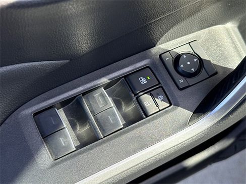 Used 2024 Toyota RAV4 XLE Premium image 21