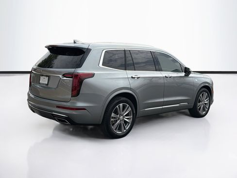 Certified 2024 Cadillac XT6 Premium Luxury w/ Technology Package FWD image 5