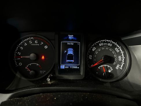 Used 2021 Toyota Tacoma SR w/ SR Convenience Package RWD image 10