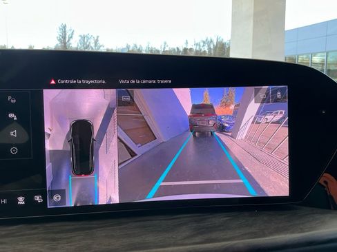 New 2025 Audi Q5 Premium image 17