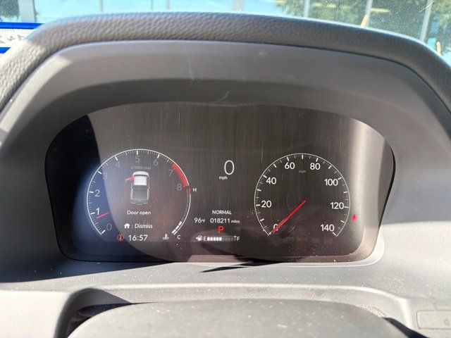 Used 2025 Honda Ridgeline Black Edition image 6