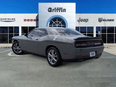 Used 2023 Dodge Challenger SXT AWD/4WD image 9