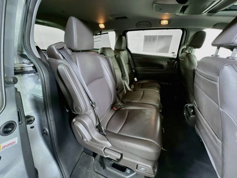 Used 2018 Honda Odyssey Elite image 30