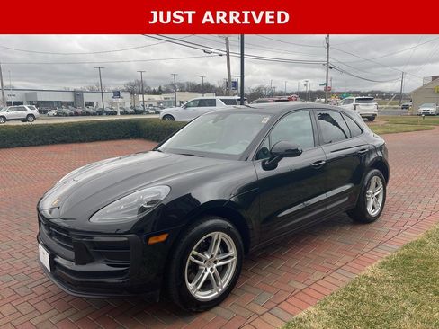 Used 2024 Porsche Macan Turbo image 1