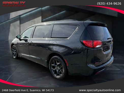 Used 2019 Chrysler Pacifica Limited w/ S Appearance Package image 6