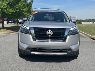 Certified 2025 Nissan Pathfinder Platinum FWD video 2