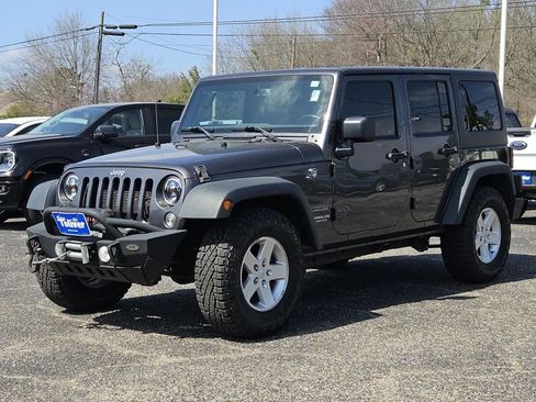 Used 2017 Jeep Wrangler Unlimited Sport w/ Quick Order Package 24S image 4