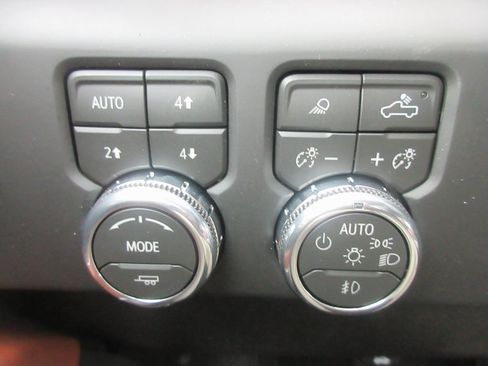 New 2026 GMC Sierra 2500 Denali Ultimate image 17