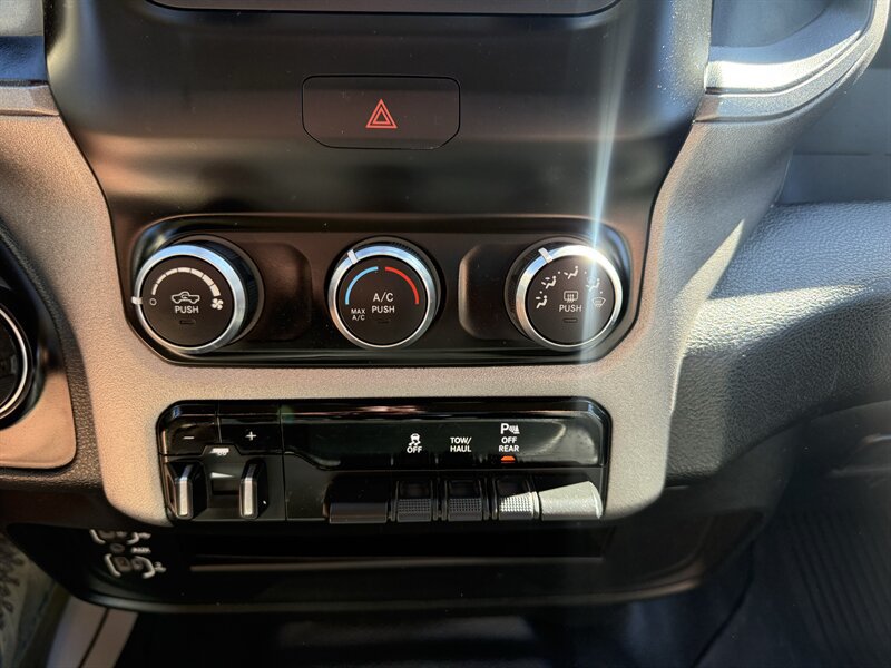 Used 2019 RAM 2500 Tradesman AWD/4WD image 3