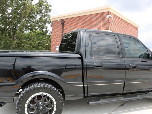 Used 2002 Lincoln Blackwood RWD image 60