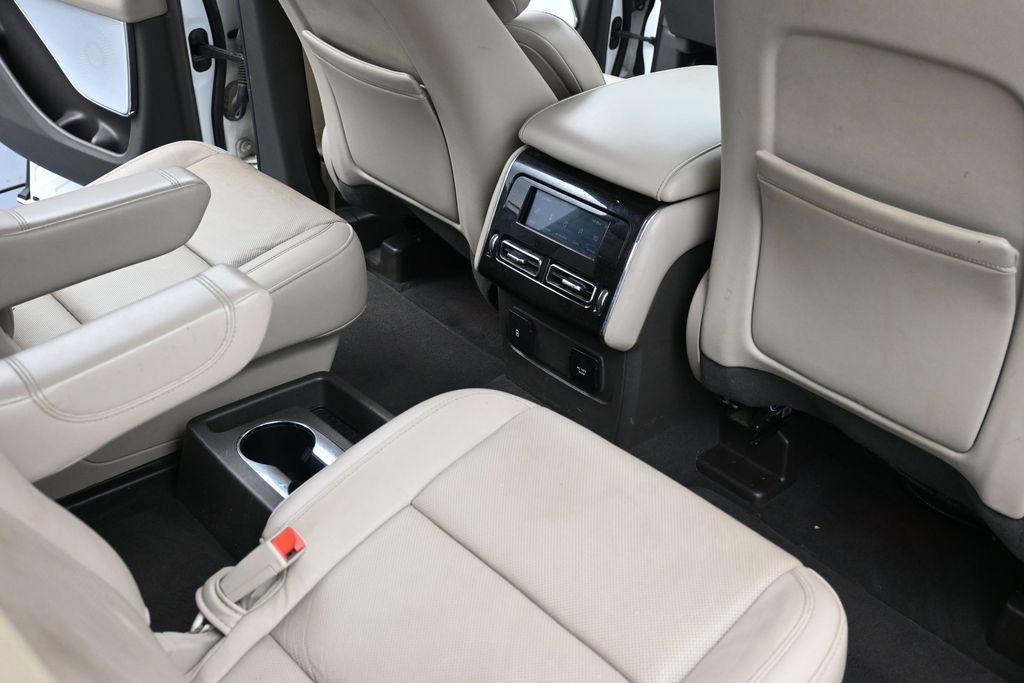 Used 2022 Lincoln Aviator Reserve w/ Equipment Group 201A AWD/4WD image 10