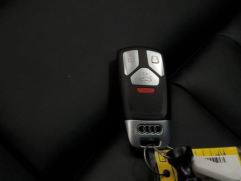 Used 2021 Audi A4 2.0T Premium AWD/4WD image 26