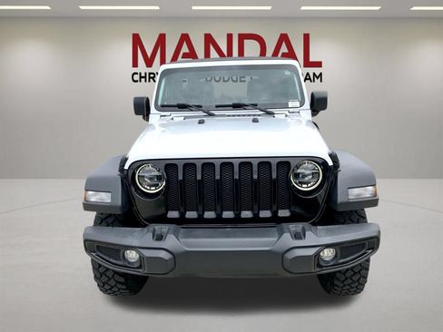 Used 2022 Jeep Wrangler Unlimited Sport AWD/4WD image 2