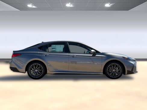 Used 2026 Toyota Camry SE w/ Multimedia Upgrade Package FWD image 8