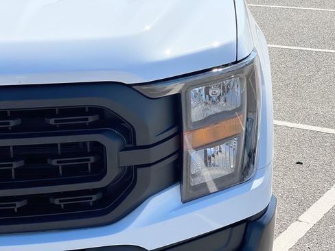 Used 2023 Ford F150 XL image 9