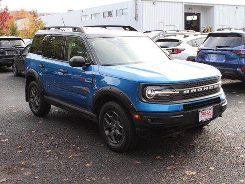 Used 2022 Ford Bronco Sport Badlands image 6