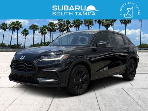 Used 2023 Honda HR-V Sport image 1