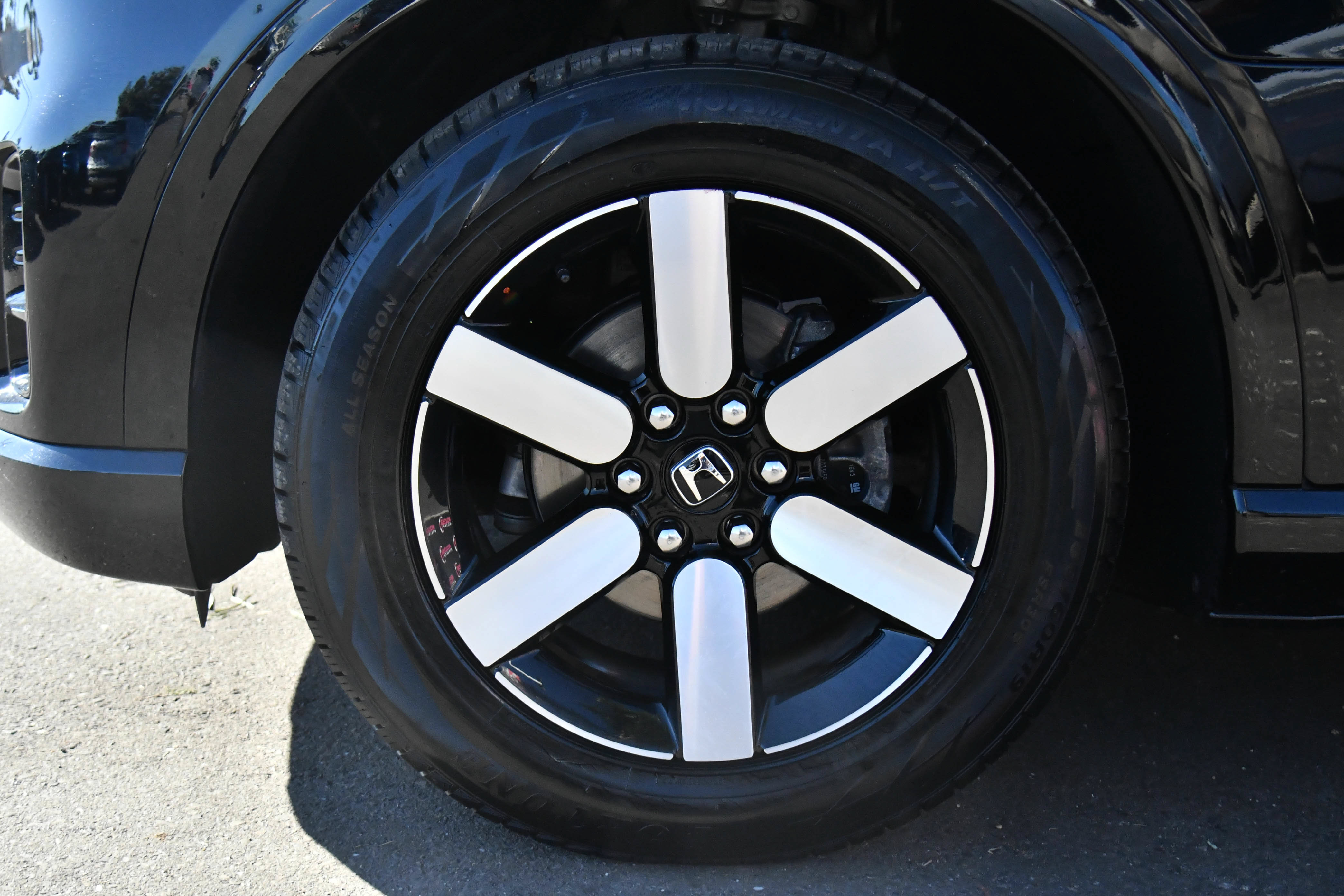 Used 2025 Honda Prologue Touring image 12