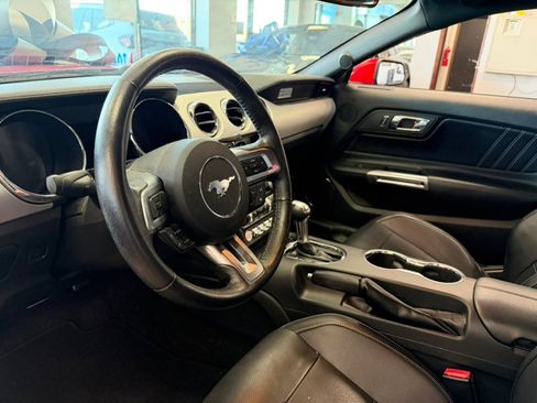 Used 2015 Ford Mustang Premium RWD image 21