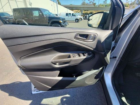 Used 2016 Ford Escape S FWD image 19
