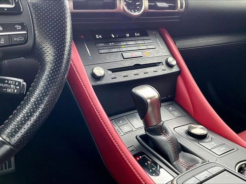 Used 2019 Lexus RC 300 image 8