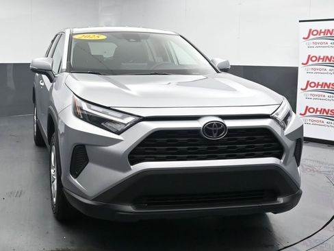 Used 2025 Toyota RAV4 LE FWD image 3