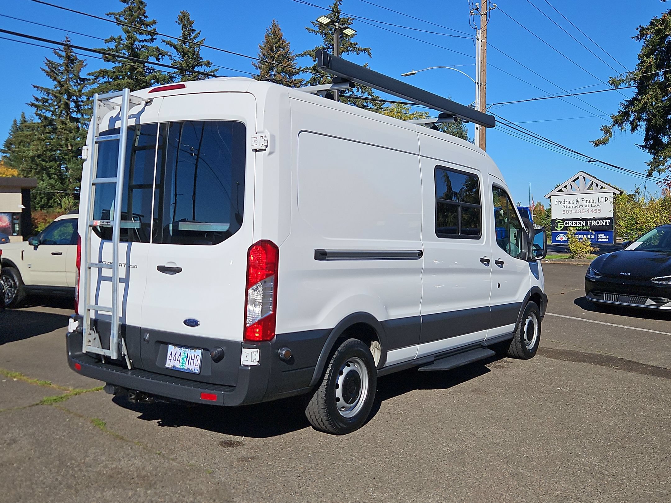 Used 2017 Ford Transit 250 148 Medium Roof RWD image 5