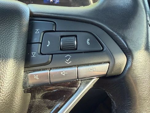 Used 2021 Cadillac Escalade ESV Sport w/ Driver Assist Tech Package AWD/4WD image 22