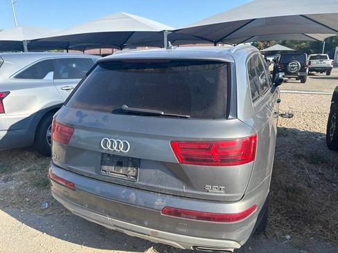 Used 2017 Audi Q7 3.0T Premium Plus w/ Premium Plus Package AWD/4WD image 5