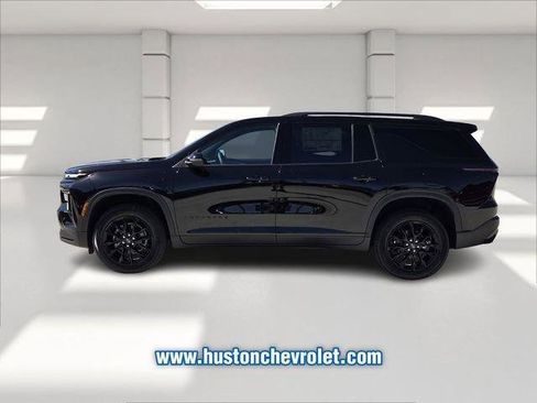 New 2026 Chevrolet Traverse LT w/ Midnight/Sport Edition image 2