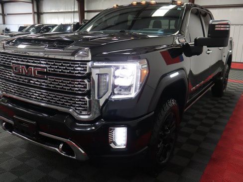 Used 2022 GMC Sierra 3500 Denali w/ Denali Black Diamond Edition AWD/4WD image 29