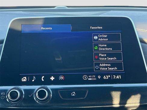 Used 2025 Cadillac CT4 Premium Luxury image 13