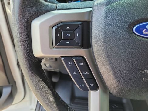 Used 2020 Ford F250 Lariat AWD/4WD image 27