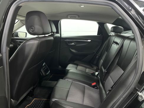 Used 2016 Chevrolet Impala LT image 27