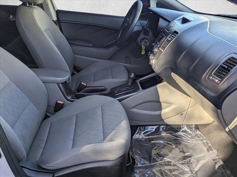 Used 2014 Kia Forte LX w/ Protection Package image 18