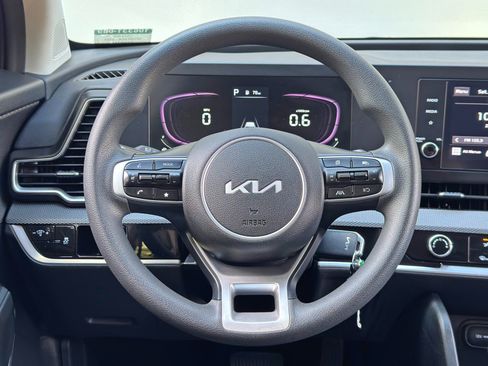 Used 2023 Kia Sportage LX FWD image 18