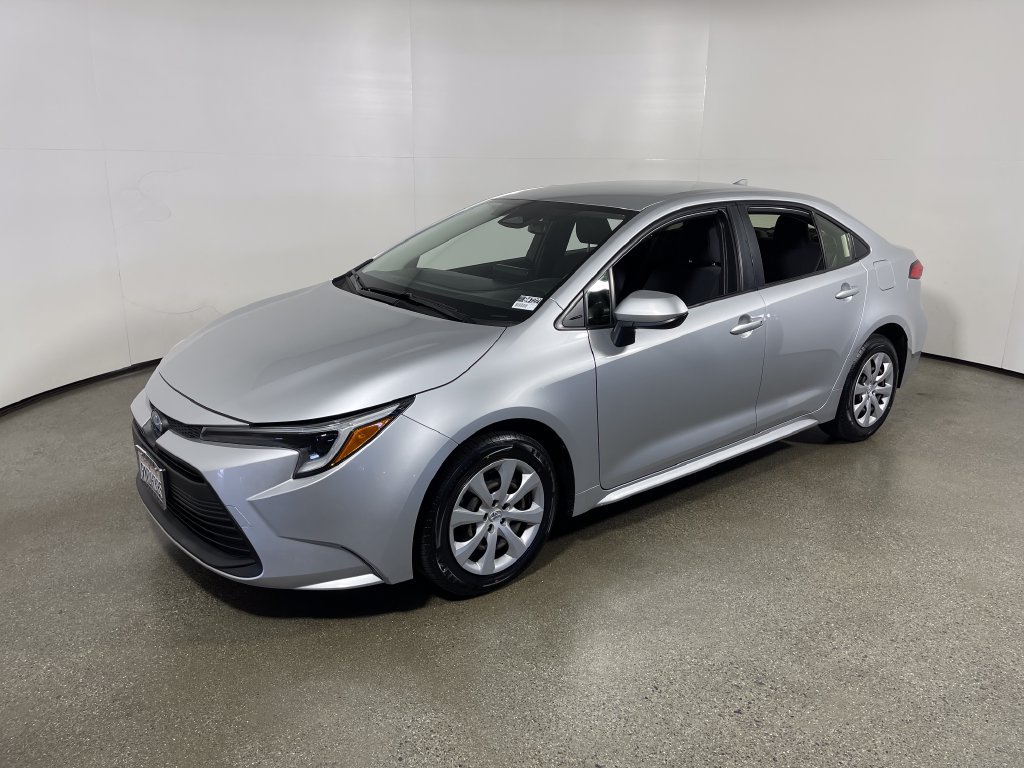 Used 2024 Toyota Corolla LE FWD image 7