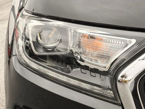 Used 2020 Ford Ranger Lariat w/ Technology Package image 27