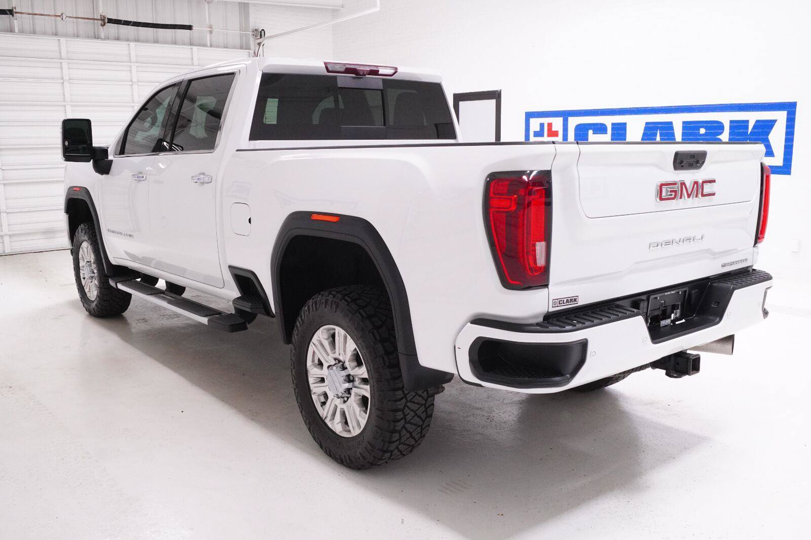 Used 2023 GMC Sierra 2500 Denali w/ Denali Ultimate Package AWD/4WD image 37