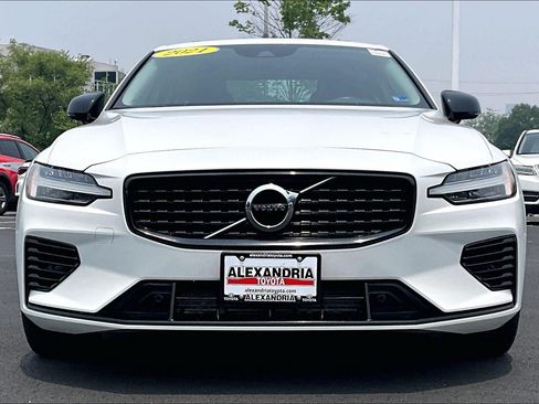 Used 2021 Volvo S60 T8 R-Design Expression AWD/4WD image 3