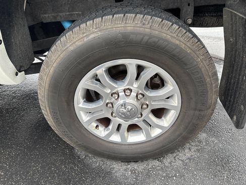 Used 2018 RAM 2500 Laramie w/ Convenience Group AWD/4WD image 22