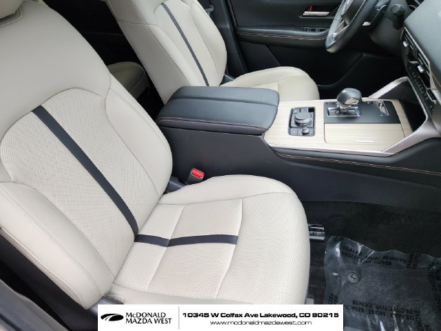 Certified 2025 MAZDA CX-70 Plug-In Hybrid w/ Premium Pkg AWD/4WD image 13