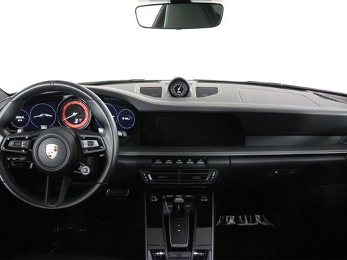 Used 2023 Porsche 911 Carrera 4S image 11