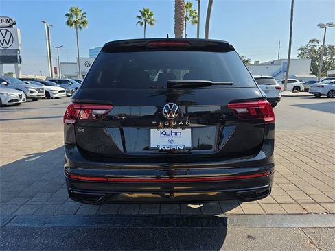 Certified 2024 Volkswagen Tiguan SE R-Line image 5