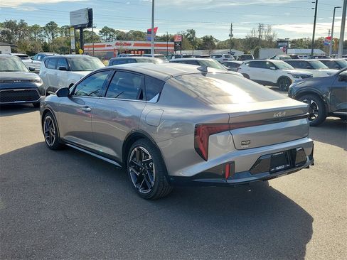 New 2026 Kia K4 GT-Line image 4
