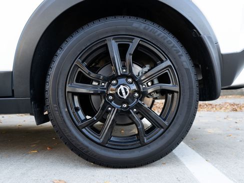 Used 2022 Nissan Kicks SR w/ Interior Electronics Package image 15