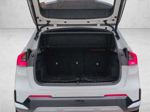 Used 2025 BMW X1 xDrive28i w/ Technology Package AWD/4WD image 6