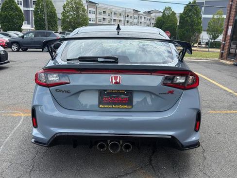 Used 2024 Honda Civic Type R image 12